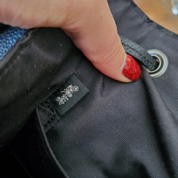 ❌SOLD❌ Large Leather Coach Backpack - Picture 14 of 16